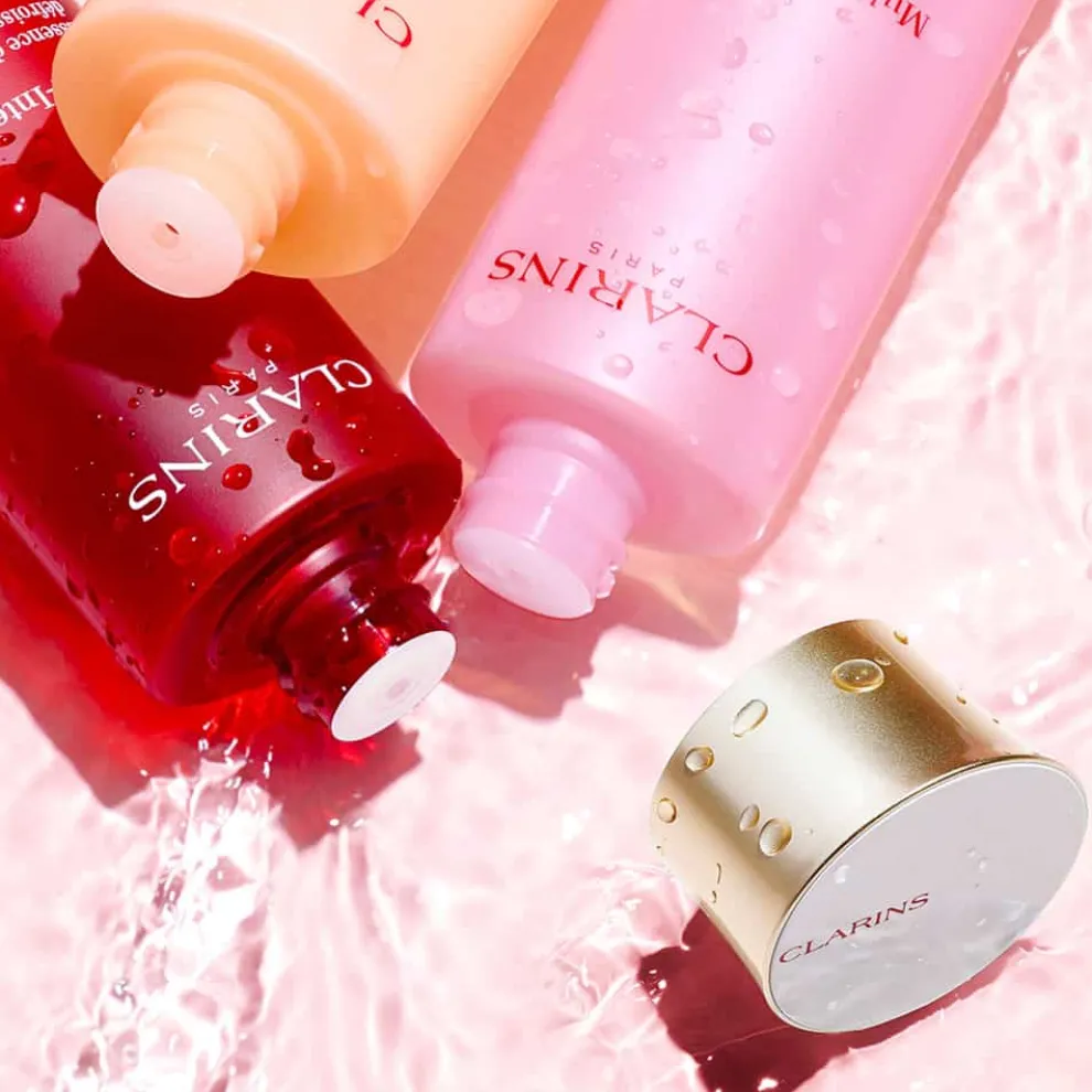 Clarins - Super Restorative Smoothing Treatement Essence - 200ml