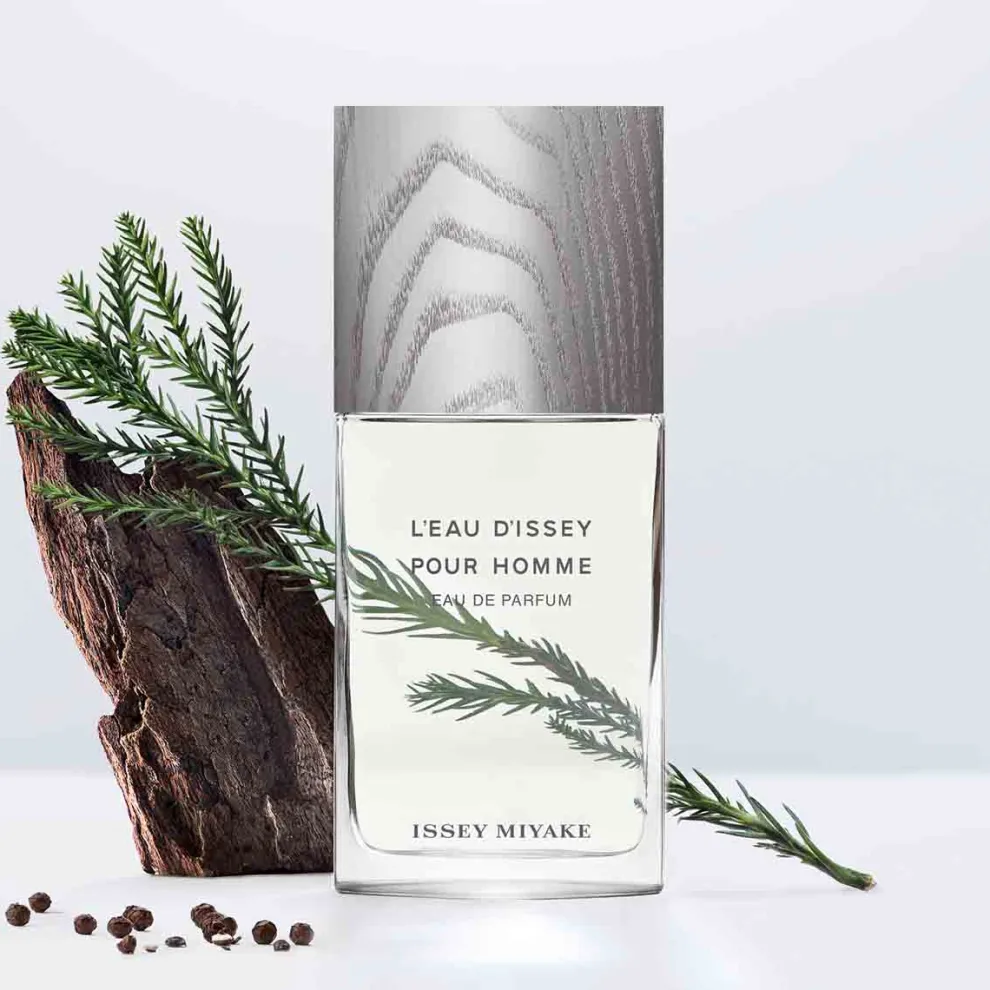 Issey Miyake - L'Eau d'Issey pour Homme Intense